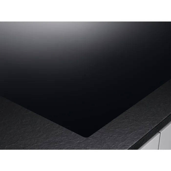 Aeg HKB75453NB 8000 FLAMELIGHT installazione filotop