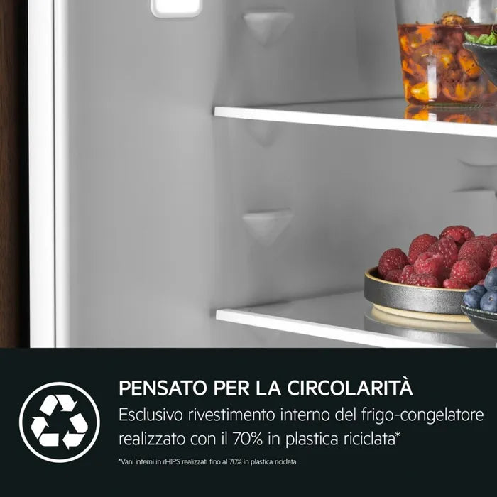 Aeg NSC6M18BES Serie 6000 TwinTech relizzato con materiali riciclato